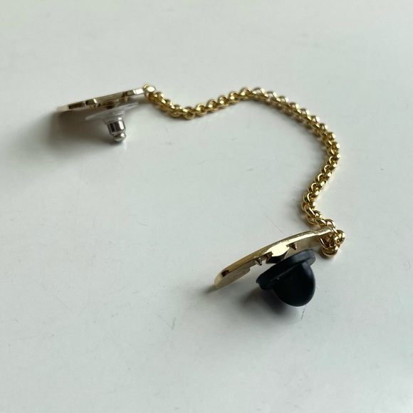 Pink and Gold Old Fashion Telephone Pin - Picture 6 of 7